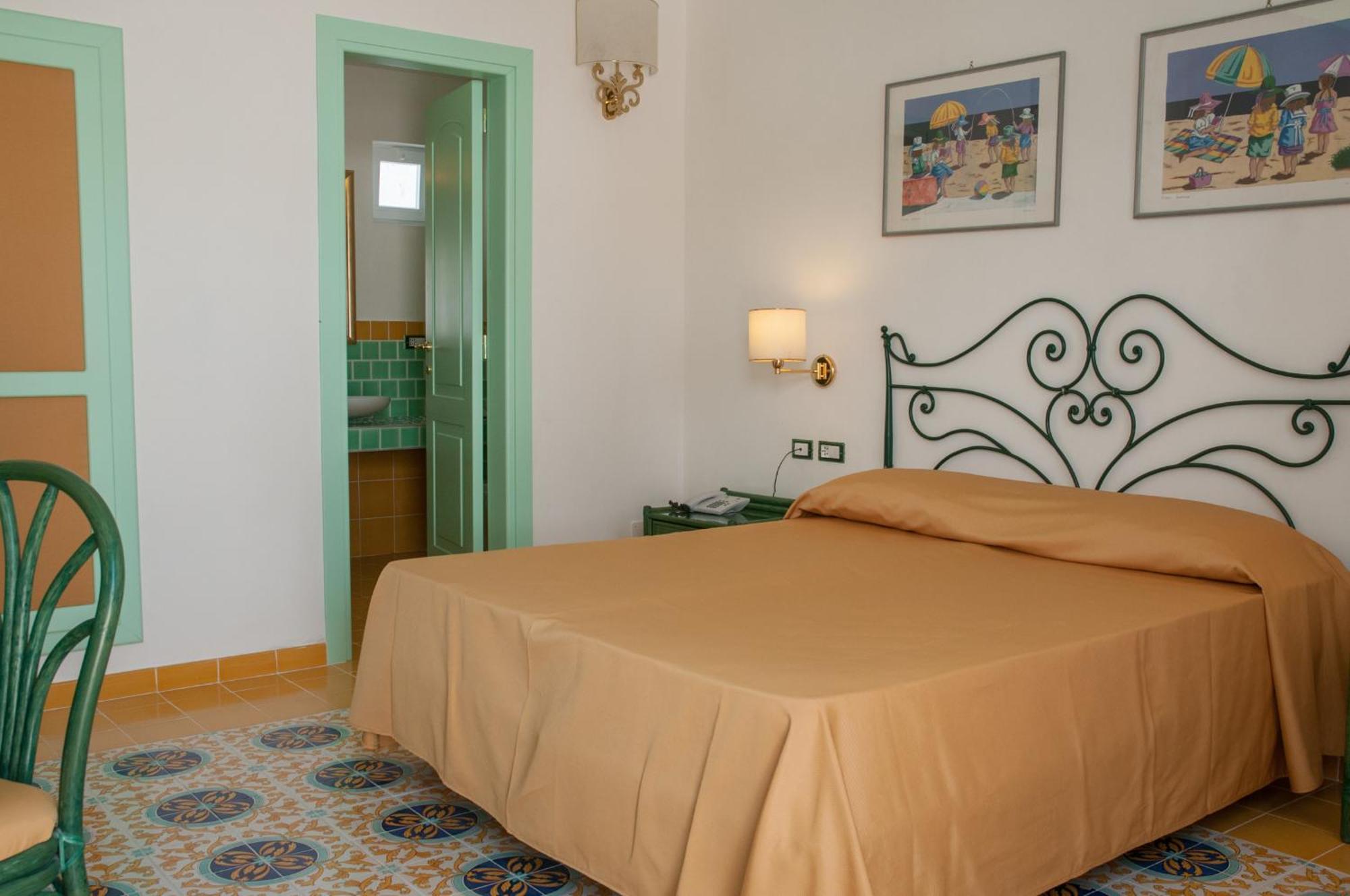Hotel Villa Bianca Forio di Ischia Esterno foto