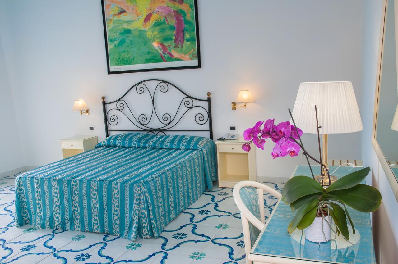 Hotel Villa Bianca Forio di Ischia Esterno foto