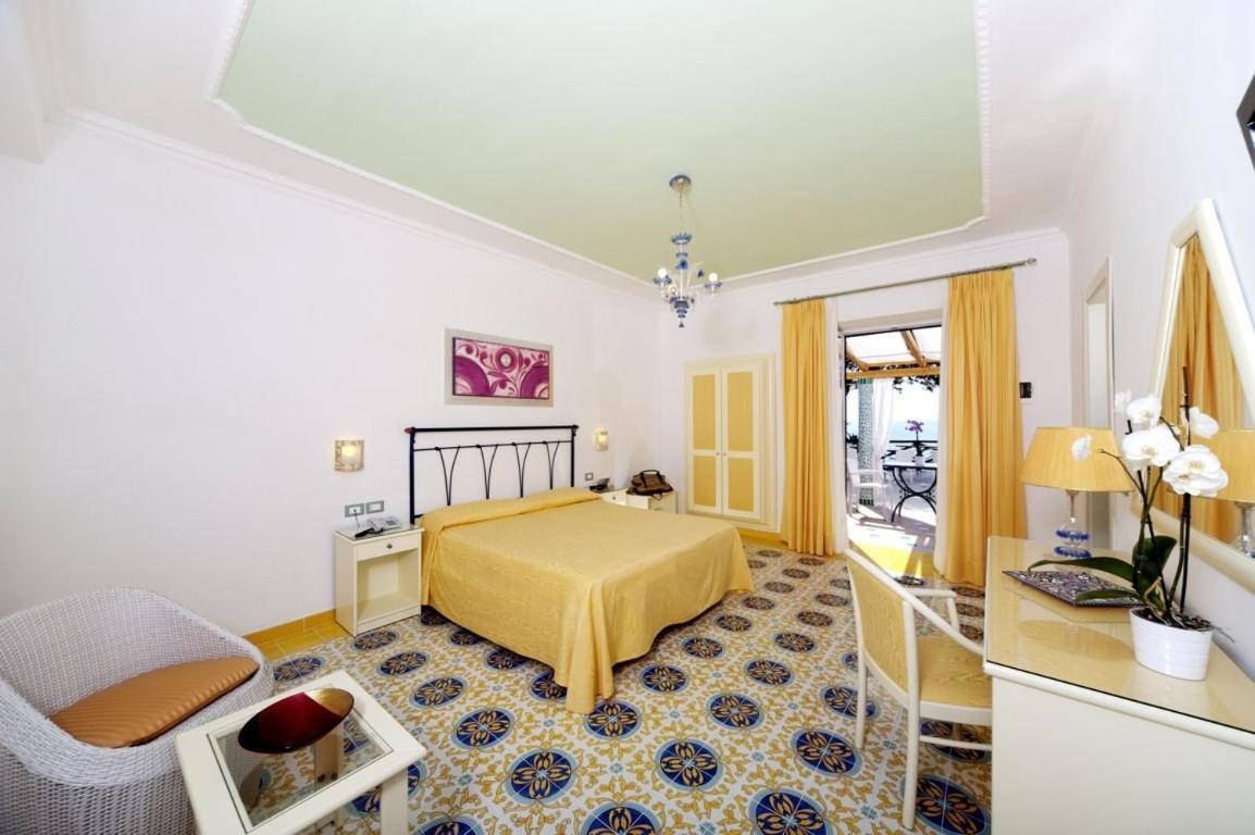 Hotel Villa Bianca Forio di Ischia Esterno foto